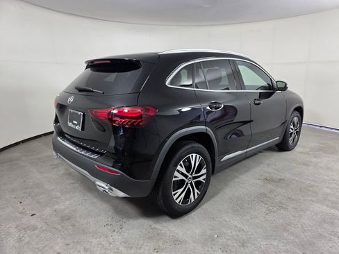 Certified 2025 Mercedes-Benz GLA 250 image 4