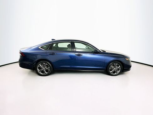 Used 2023 Honda Accord EX image 10