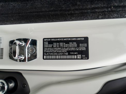 Used 2020 Rolls-Royce Cullinan image 20