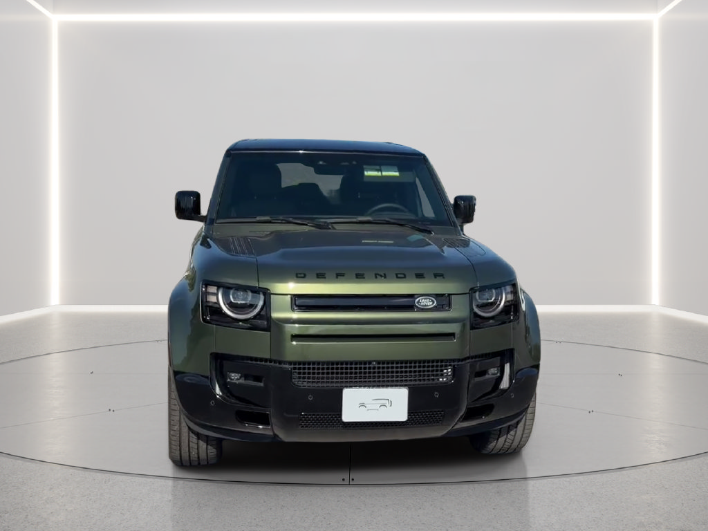 New 2026 Land Rover Defender 110 X-Dynamic SE AWD/4WD image 2