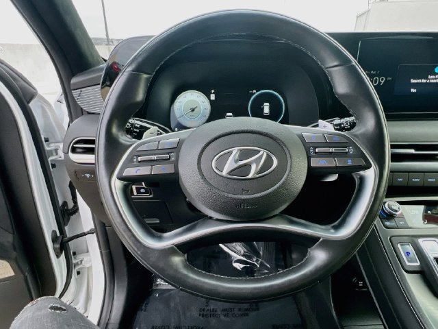 Used 2025 Hyundai Palisade Calligraphy AWD/4WD image 16