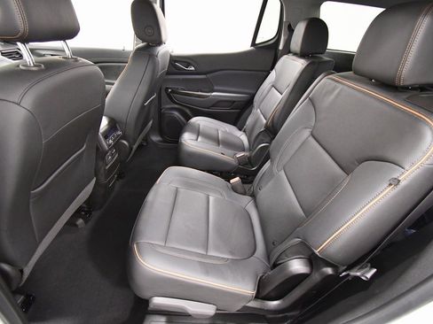 Used 2023 GMC Acadia AT4 image 15