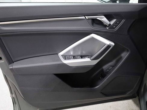 Certified 2025 Audi Q3 2.0T Premium w/ Convenience Package image 15