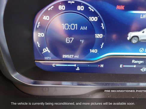 Used 2024 Chevrolet Tahoe Z71 w/ Z71 Off-Road Package image 5