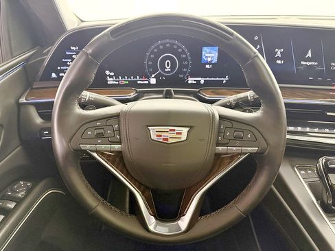 Used 2022 Cadillac Escalade Sport Platinum w/ Heavy-Duty Trailer Package AWD/4WD image 75