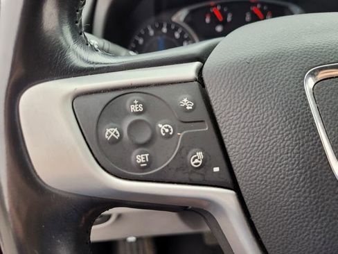 Used 2022 GMC Terrain SLT image 26