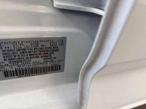 Used 2025 Nissan Sentra S image 27