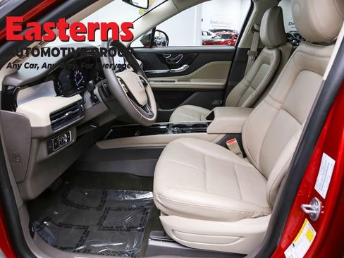 Used 2022 Lincoln Corsair FWD w/ Equipment Group 101A image 14