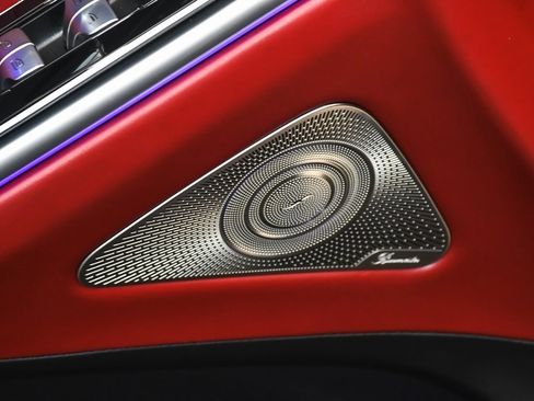 Used 2023 Mercedes-Benz S 580e 4MATIC Sedan image 11