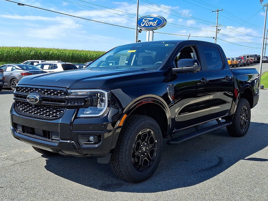 New 2026 Ford Ranger Lariat w/ FX4 Off-Road Package AWD/4WD image 2