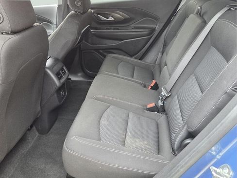 Used 2024 GMC Terrain SLE AWD/4WD image 12