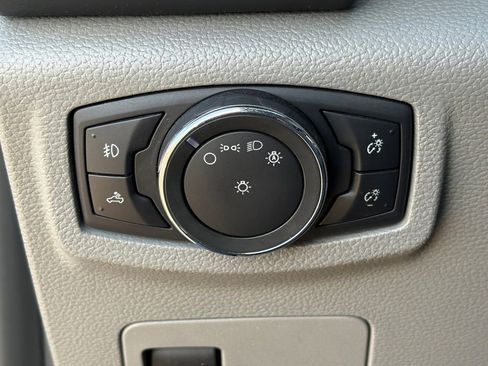 Used 2018 Ford F150 XL w/ Equipment Group 101A Mid RWD image 12
