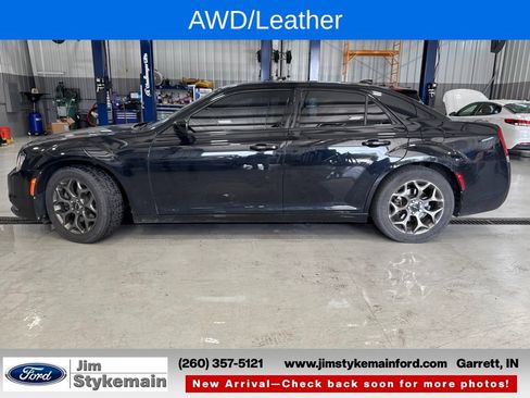 Used 2016 Chrysler 300 S AWD/4WD image 16