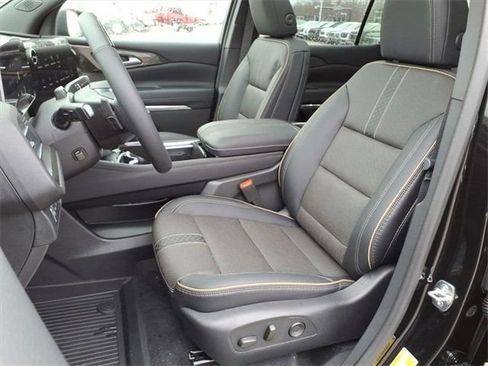 New 2026 Chevrolet Traverse High Country w/ LPO, Floor Liner Package FWD image 8