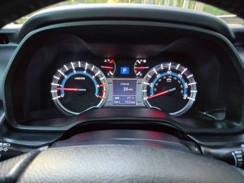 Used 2015 Toyota 4Runner Trail Premium AWD/4WD image 20