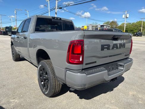 New 2026 RAM 2500 Big Horn AWD/4WD image 3