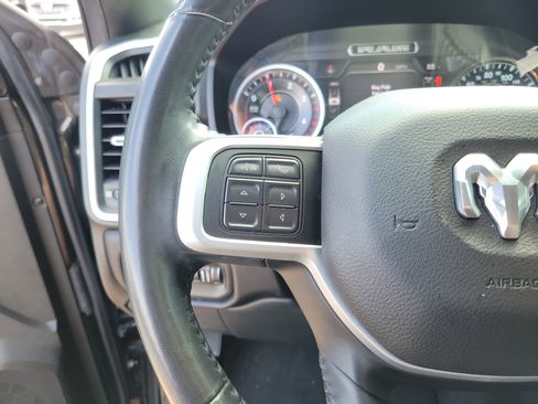 Used 2020 RAM 3500 Big Horn w/ Level 2 Equipment Group image 12