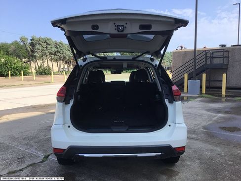Used 2018 Nissan Rogue SL w/ Premium Package AWD/4WD image 10