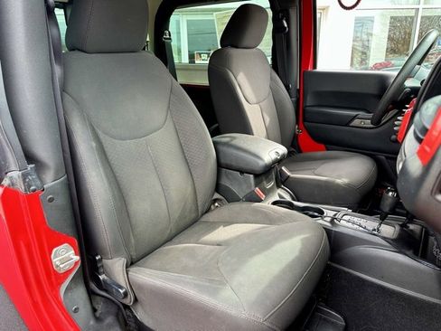 Used 2016 Jeep Wrangler Sport image 20