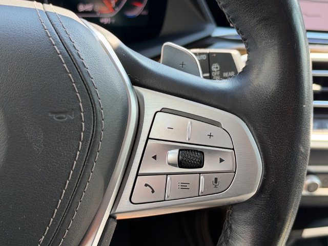 Used 2020 BMW X7 xDrive40i w/ Premium Package AWD/4WD image 23