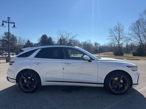 New 2026 Genesis GV70 2.5T Sport Prestige image 10