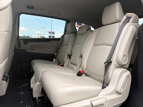 New 2026 Honda Odyssey EX-L image 17