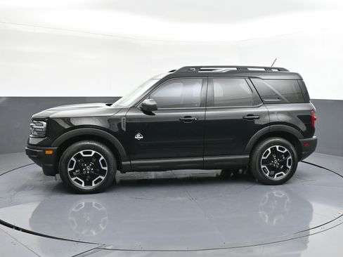 Used 2023 Ford Bronco Sport Outer Banks w/ Tech Package AWD/4WD image 5