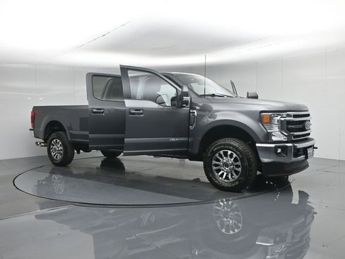 Certified 2022 Ford F250 Lariat image 38
