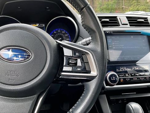 Used 2018 Subaru Outback 3.6R Limited image 24