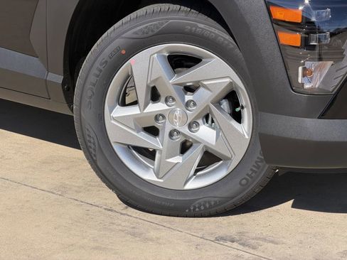 New 2026 Hyundai Kona SE image 7