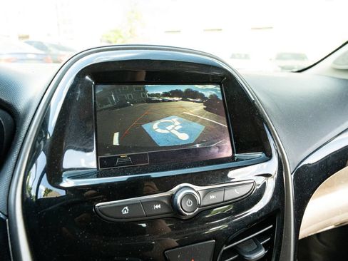 Used 2021 Chevrolet Spark LT FWD image 31