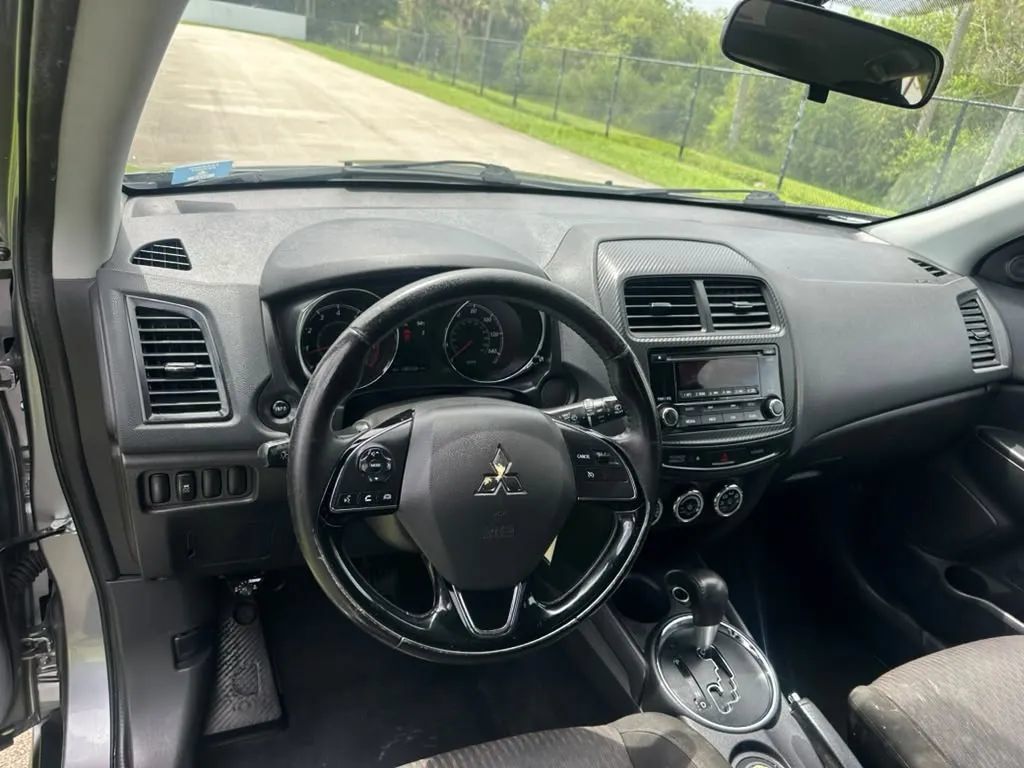 Used 2017 Mitsubishi Outlander Sport LE AWD/4WD image 10