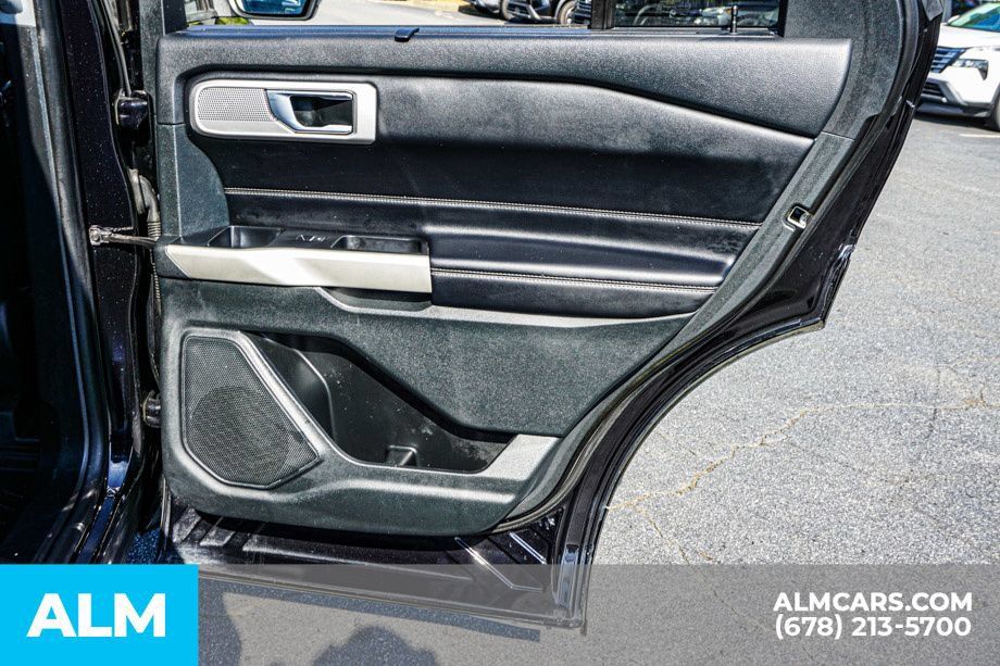 Used 2021 Ford Explorer Limited w/ Equipment Group 301A RWD image 59