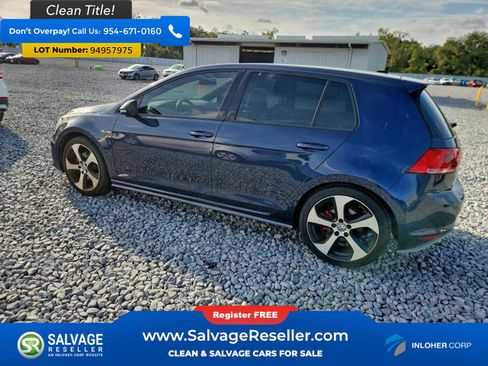 Used 2015 Volkswagen Golf 4-Door image 3