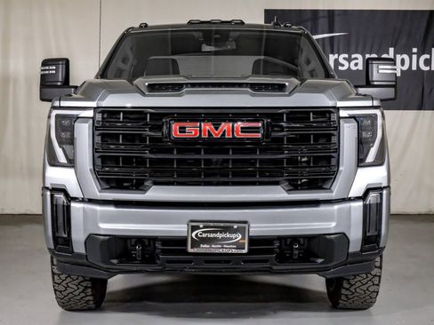 Used 2024 GMC Sierra 3500 Pro image 3