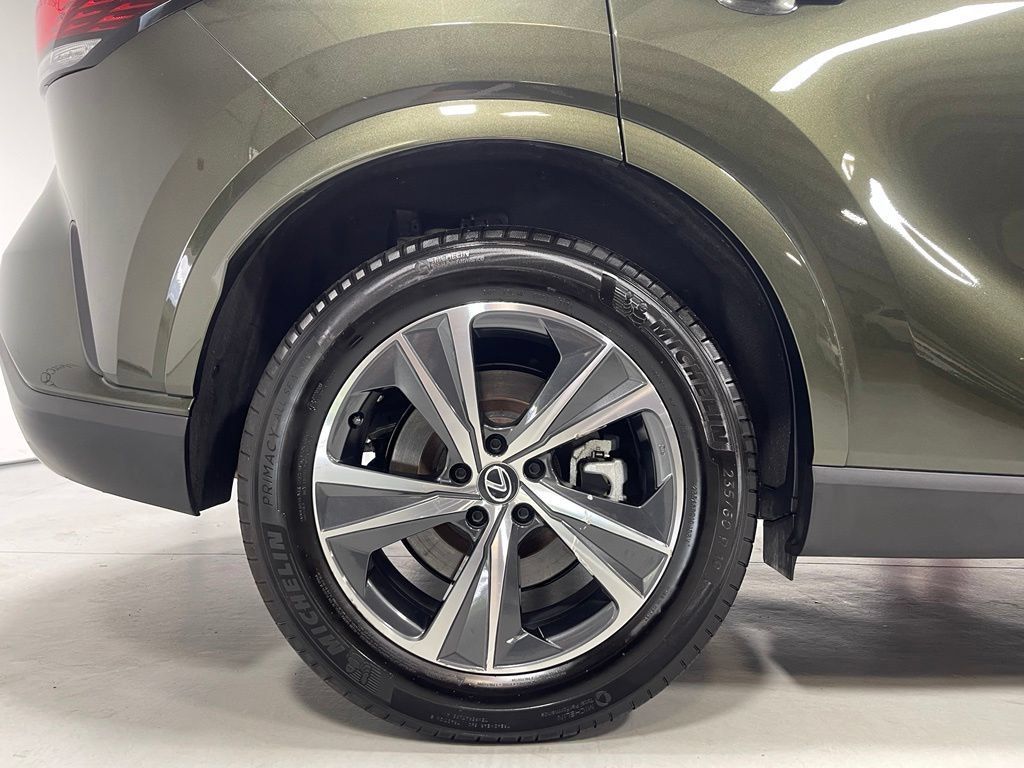 Used 2023 Lexus RX 350 Premium w/ Accessory Package AWD/4WD image 15