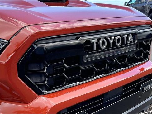 Used 2024 Toyota Tacoma TRD Pro AWD/4WD image 28
