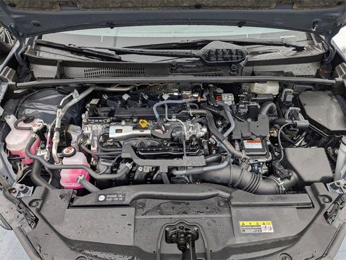 Used 2025 Toyota Prius LE image 36