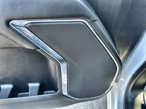 Used 2024 GMC Sierra 1500 Elevation image 23