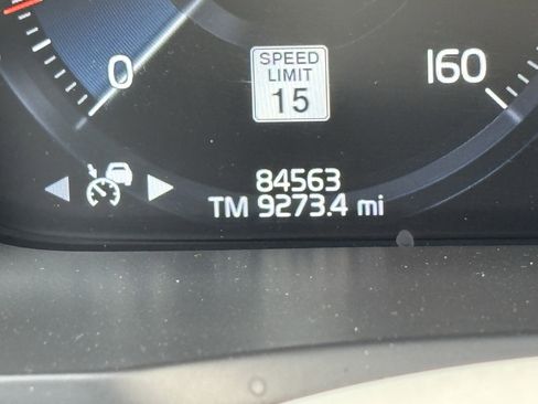 Used 2019 Volvo XC90 T6 Momentum w/ Protection Package Premier image 22