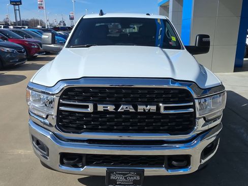 Used 2024 RAM 2500 Big Horn image 3