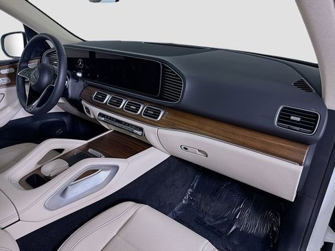 Certified 2025 Mercedes-Benz GLE 350 4MATIC image 30
