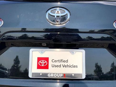 Certified 2026 Toyota Corolla Cross LE FWD image 10