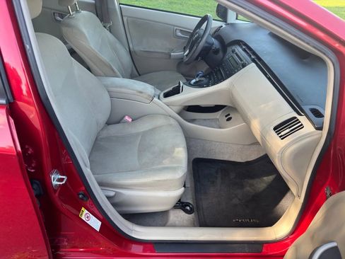 Used 2010 Toyota Prius One FWD image 16
