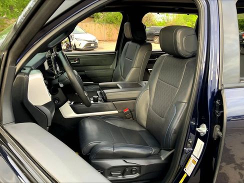Used 2023 Toyota Tundra Platinum image 8