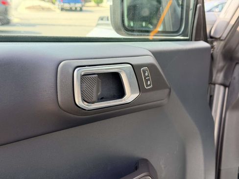 Used 2024 Ford Bronco Badlands AWD/4WD image 13