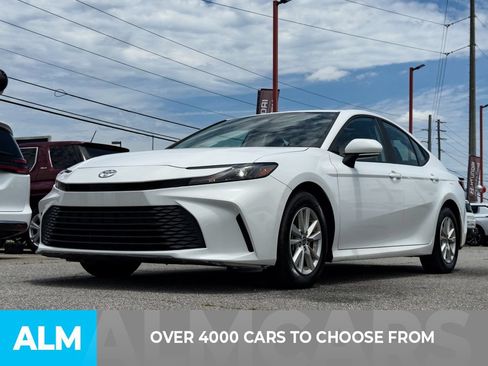 Used 2025 Toyota Camry LE FWD image 2