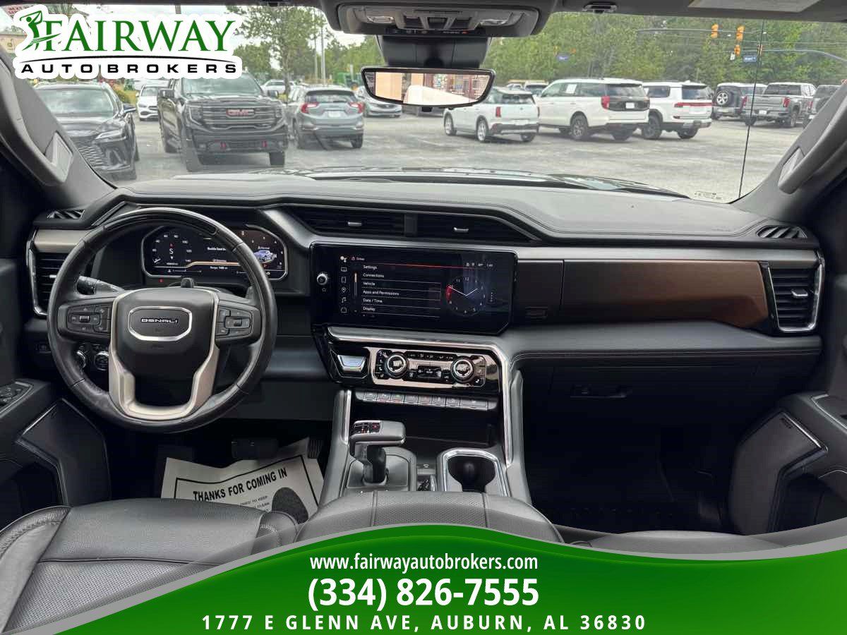Used 2023 GMC Sierra 1500 Denali AWD/4WD image 15
