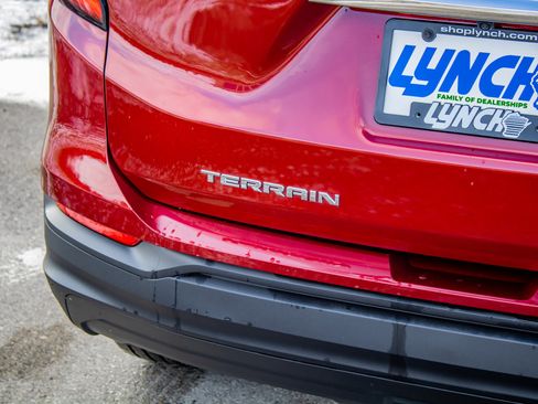 Used 2020 GMC Terrain SLE w/ Driver Convenience Package image 11