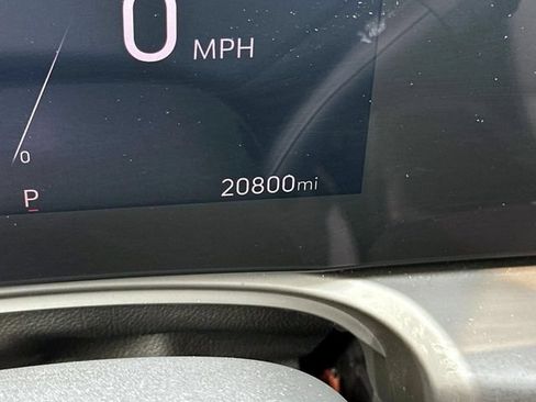 Certified 2024 Buick Encore GX Sport Touring AWD/4WD image 21